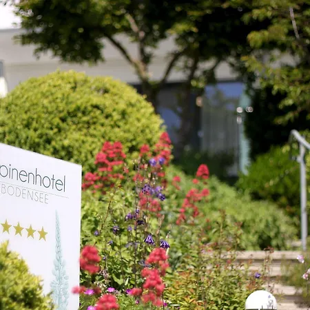 ホテル Lupinenhotel Bodensee ジプリンゲン